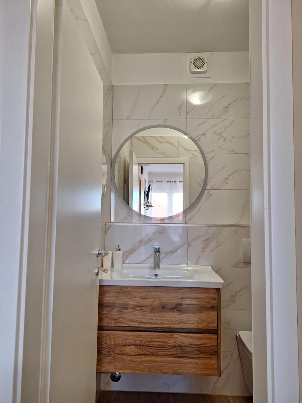 Apartmani Marino Privlaka  Esterno foto