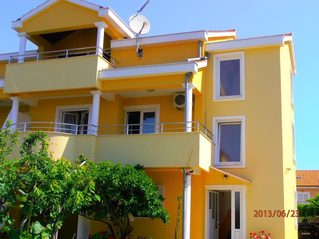Apartmani Marino Privlaka  Esterno foto