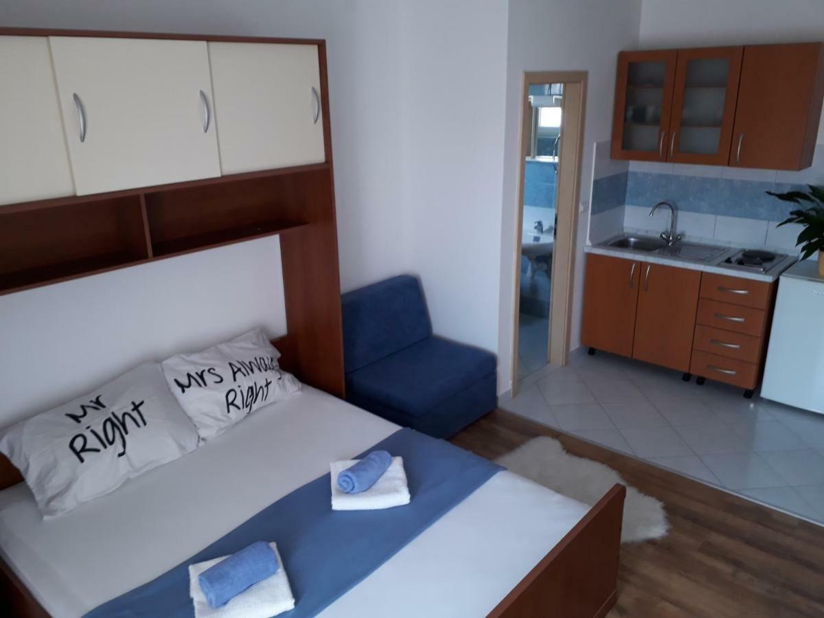Apartmani Marino Privlaka  Esterno foto