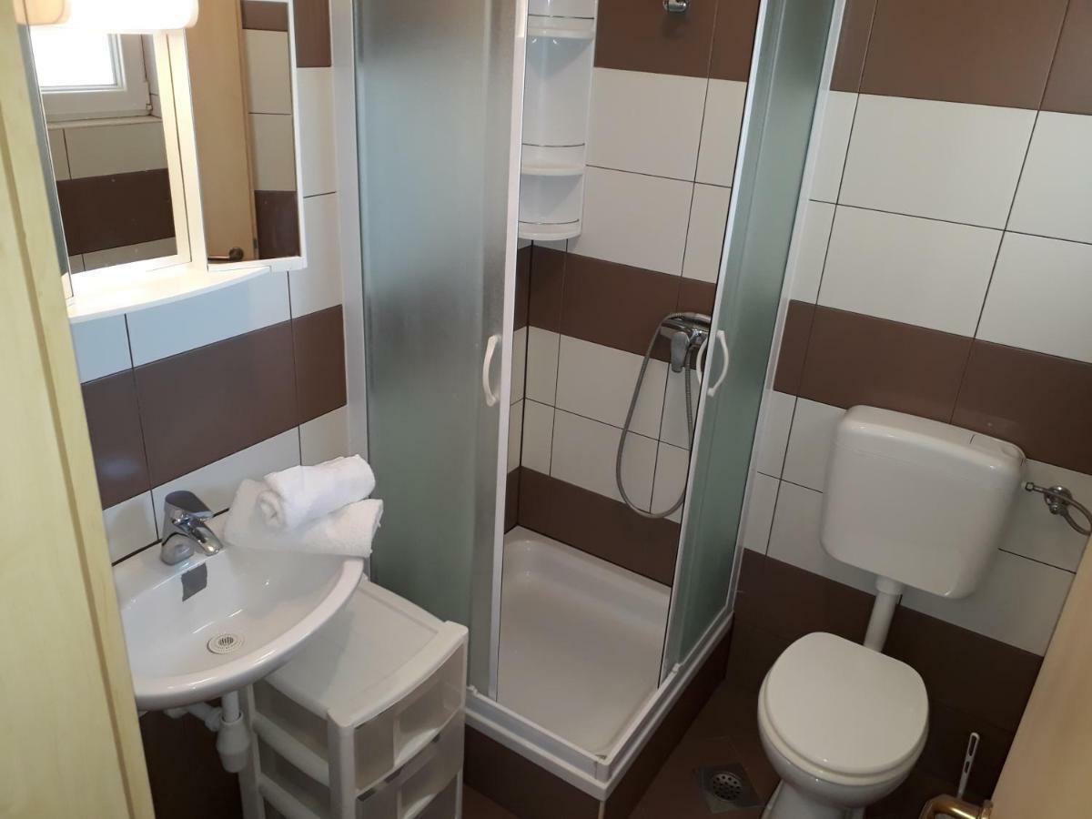 Apartmani Marino Privlaka  Esterno foto