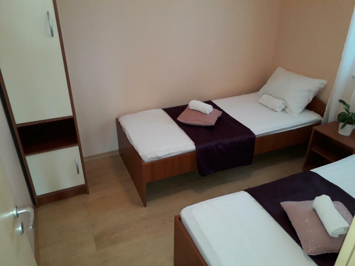 Apartmani Marino Privlaka  Esterno foto