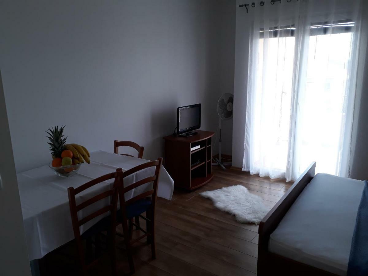 Apartmani Marino Privlaka  Esterno foto