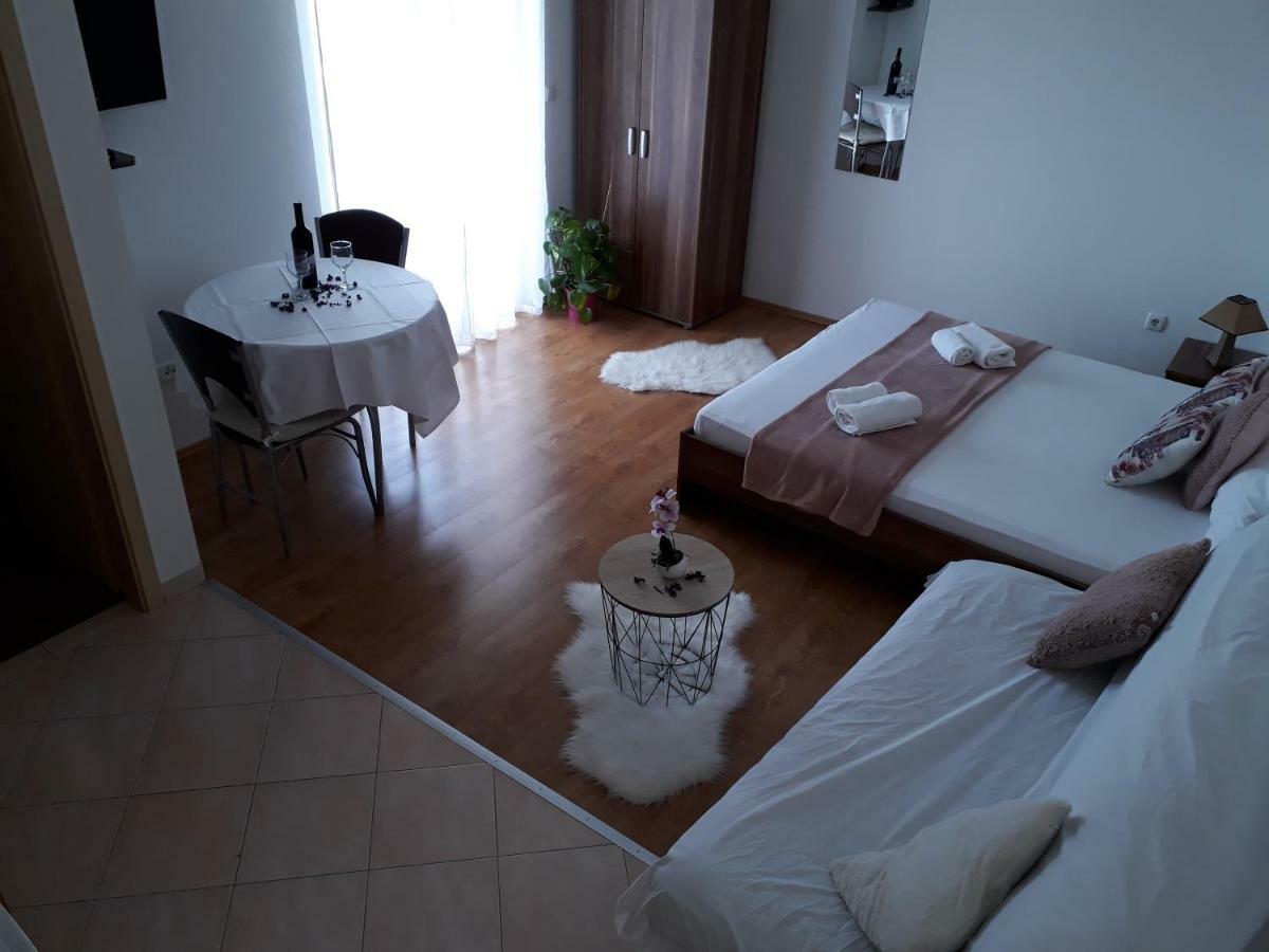Apartmani Marino Privlaka  Esterno foto