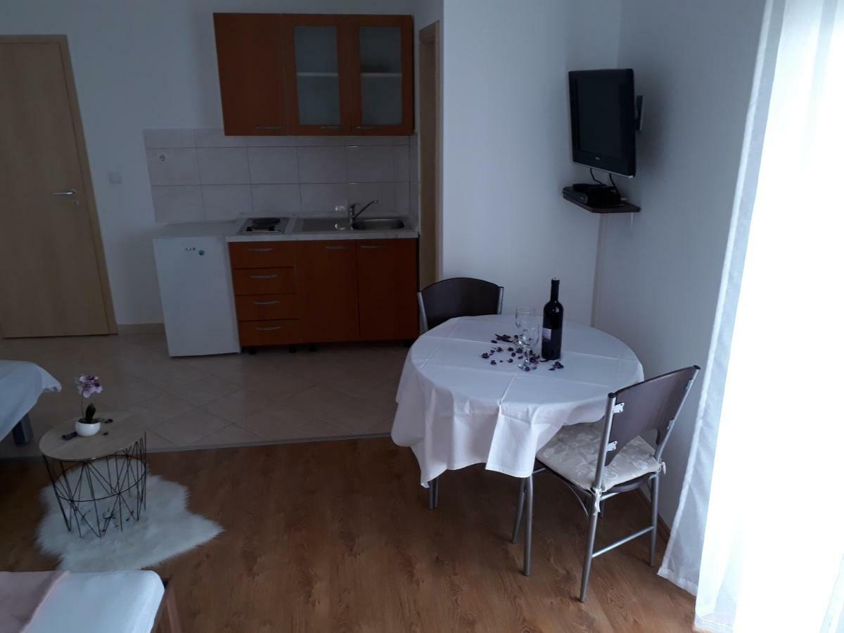 Apartmani Marino Privlaka  Esterno foto